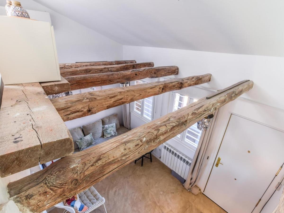 Apartamento En La Plaza De Lavapies Para 4 Personas Madrid Exteriör bild